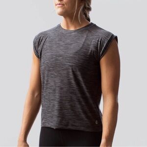 Born Primitive Captivate Muscle Tee Heather Black Size Small EUC